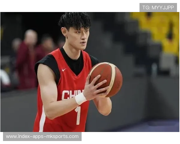 北京曾凡博三分连续命中，全场高光