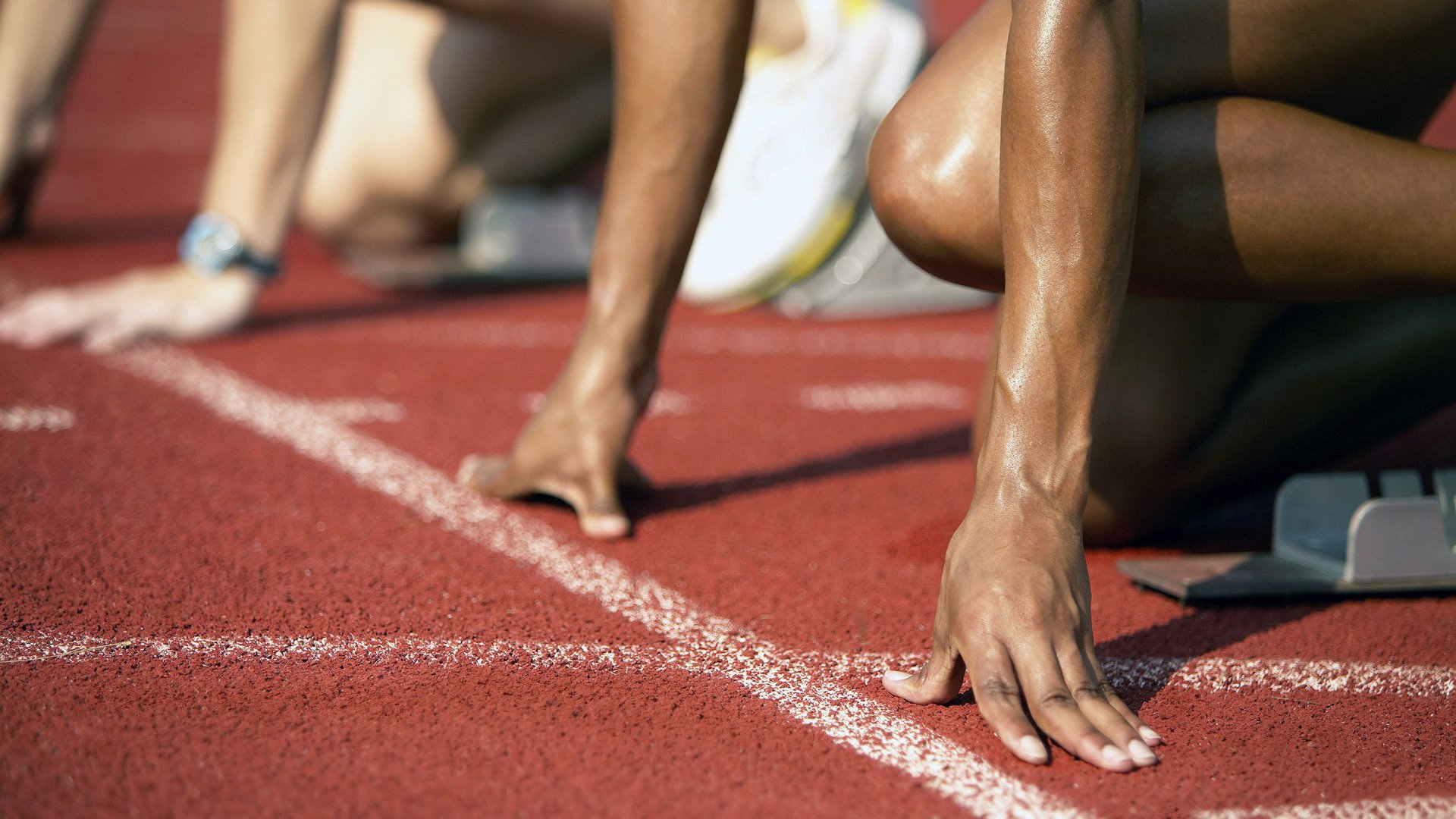 电竞产业链条日趋完整助推经济发展，电竞产业布局